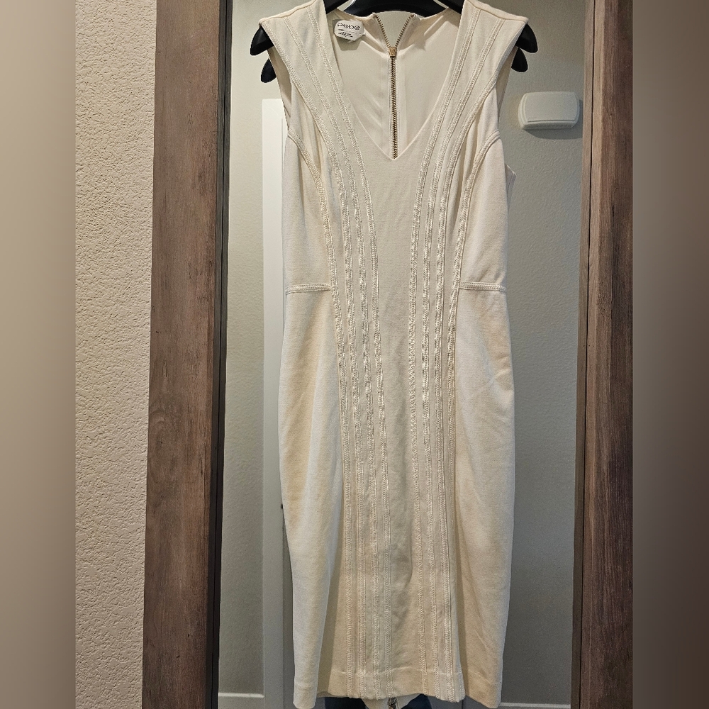 Elegant Cream Sleeveless Dress